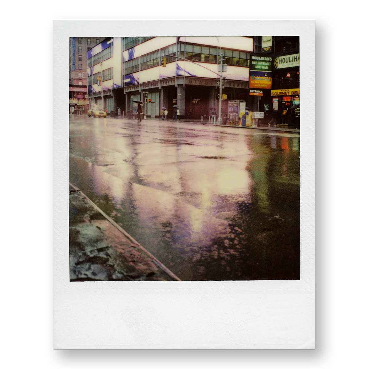 POLA / Night out 01